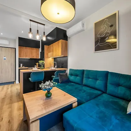 Domaniewska - Balcony, Ac - By Rentujemy