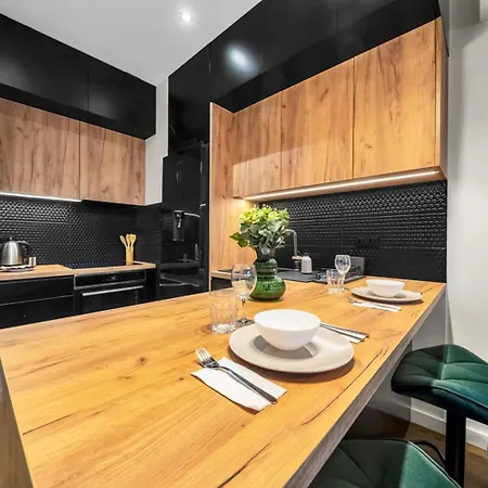 Apartamento Domaniewska - Balcony, Ac - By Rentujemy *